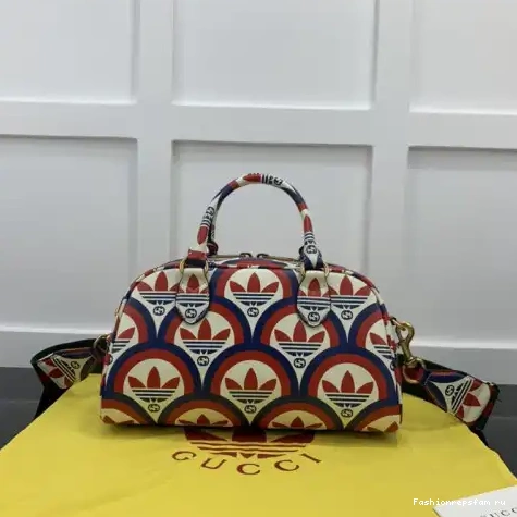 2210YA0140 Gucci Bag 0701